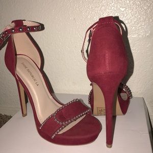 NEVER WORN Stiletto Red & Studded
